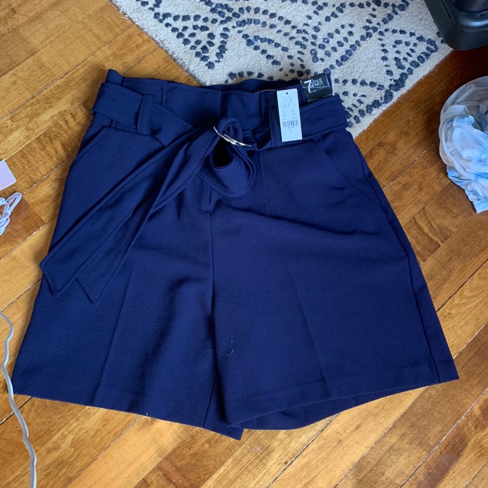 New York & Co 7th ave design studio belted bermudas. NWT retail 59.50